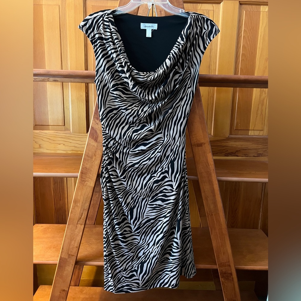 Dressbarn Black & White Zebra Print Ruched Sheath Dress – Size 4